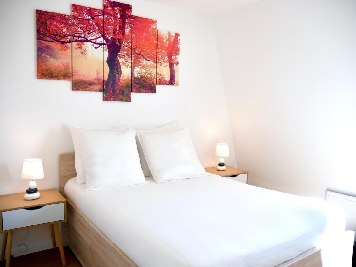 Le Petit Soleil De Corbeil Apartamento Exterior foto